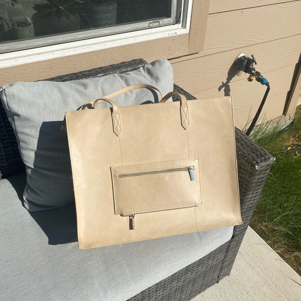 BEIS Large Work Tote in Beige!
